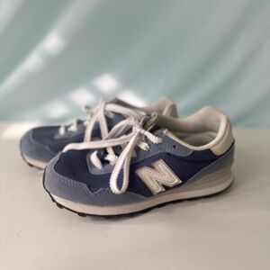 New Balance Kids' Navy and Gray Sneakers Size 12